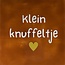 Yett Quote tegeltje klein knuffeltje terra/creme(goud)