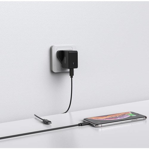 Choetech - USB Type-C adapter - 18 Watt - Fast Charging by Power Delivery 3.0 0 Charging cable included - LED indicator - Black