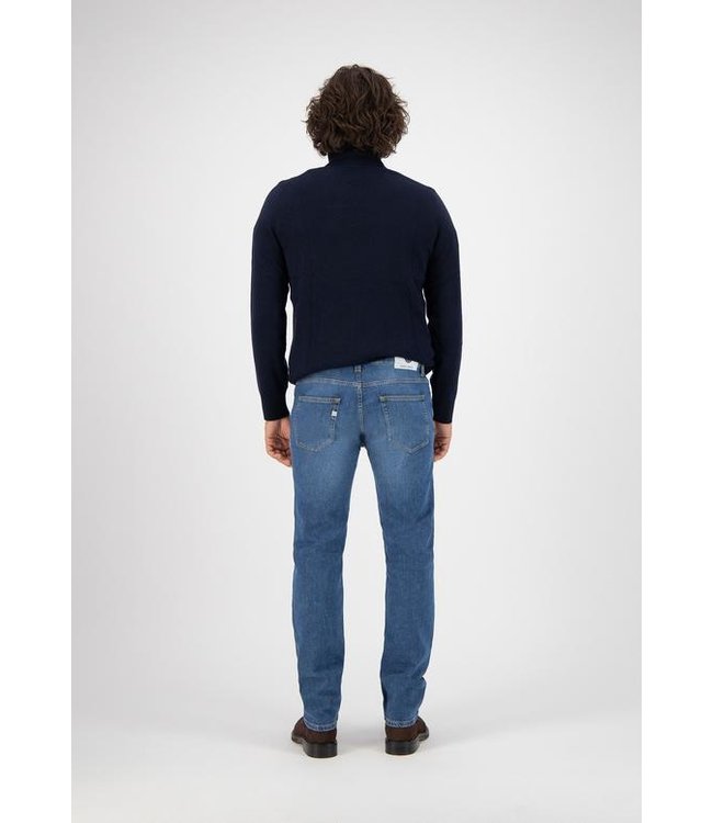 MUD Jeans •• Regular BRYCE | Authentic indigo