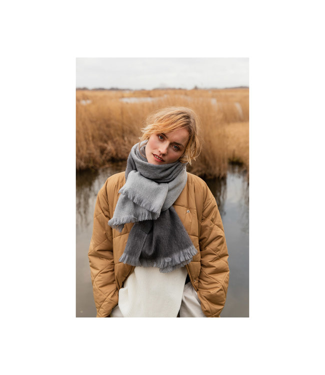 Bufandy •• Brushed Ombre Gloomy Grey | Alpaca Shawl