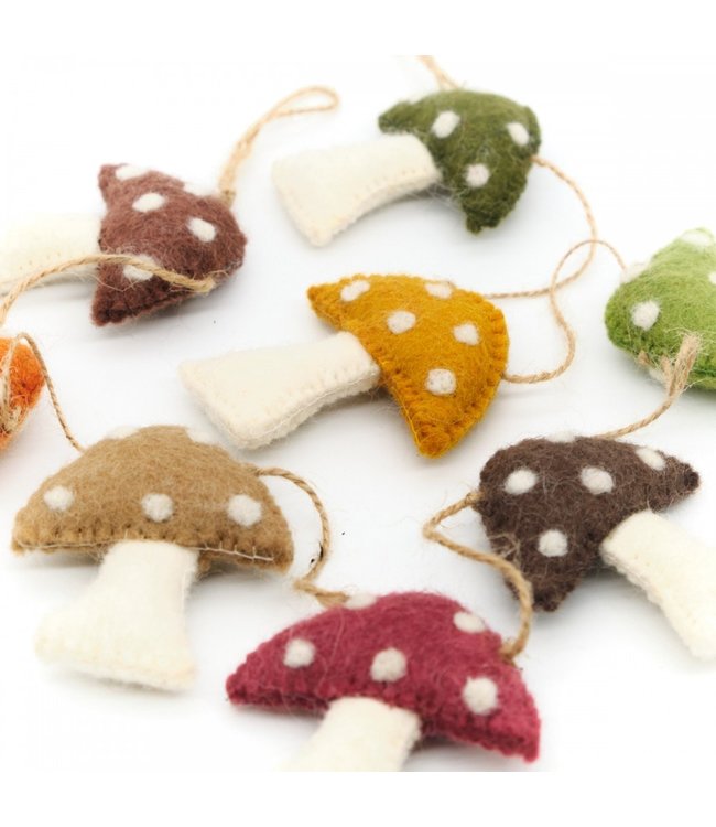 SJAAL MET VERHAAL  •• Vilt slinger paddenstoelen