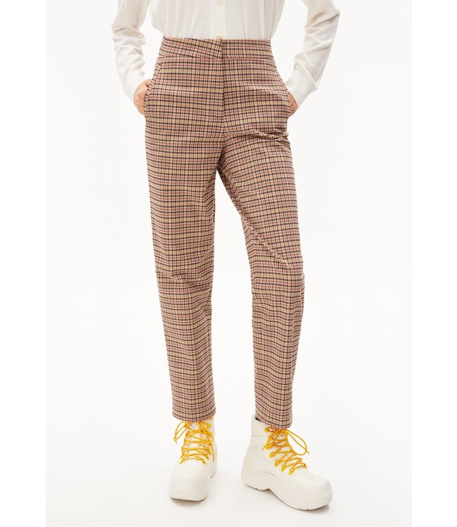 ARMEDANGELS •• Broek KORNELIAA TARTAN | kitt-fudge