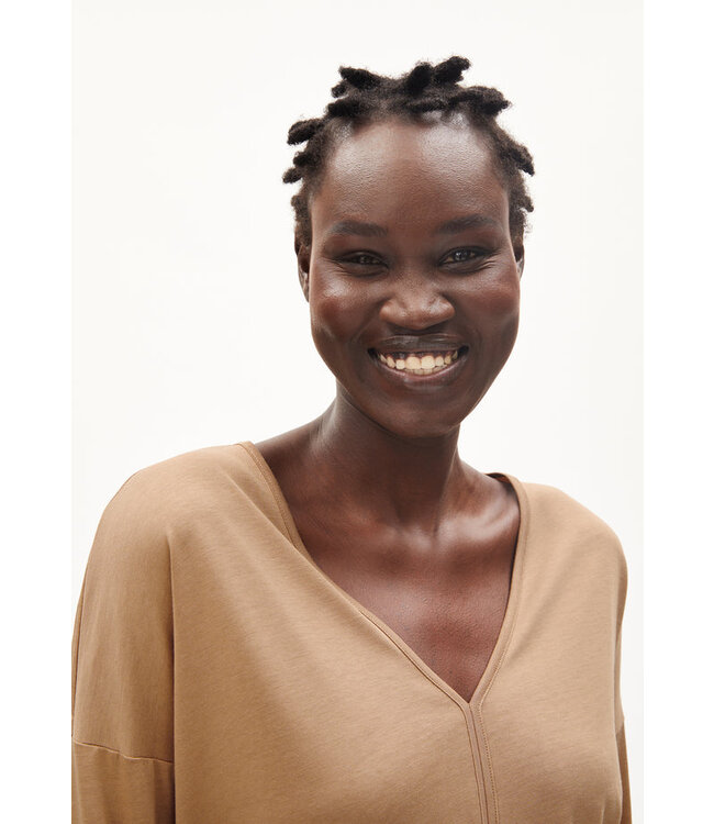 ARMEDANGELS •• OYAMAA | JERSEY JURK MET OVERSIZED FIT VAN TENCEL™ LYOCELL-MIX