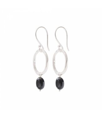 A BEAUTIFUL STORY •• Graceful black onyx Silver Earrings