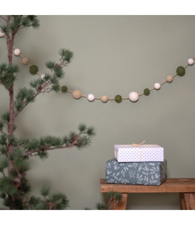 SJAAL MET VERHAAL  •• Viltslinger Viltballetjes Mistletoe