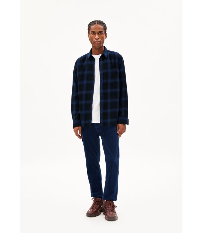 ARMEDANGELS •• KAALMO | black- deep sea blue