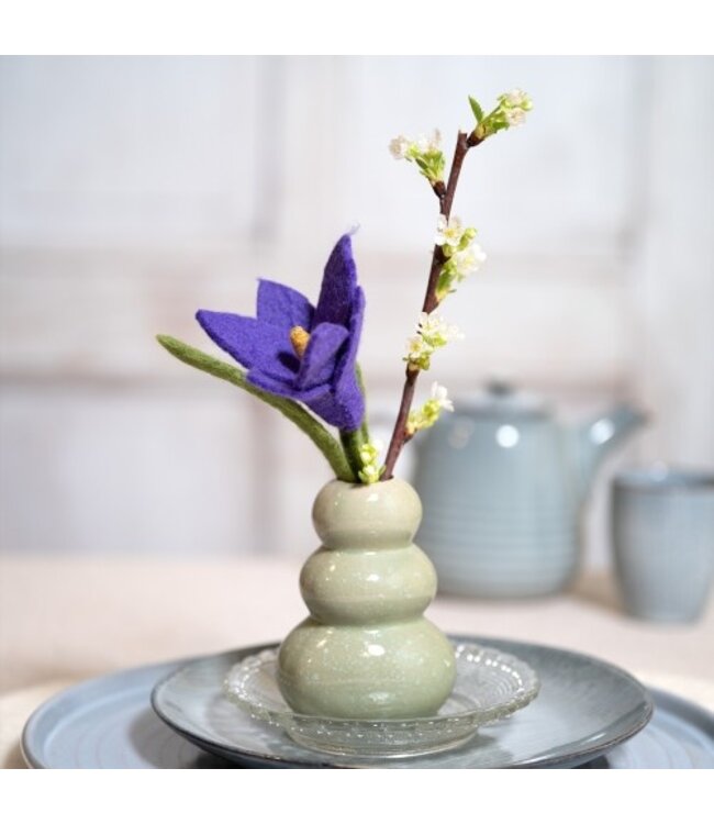 SJAAL MET VERHAAL  •• Krokus van vilt | in verschillende kleuren