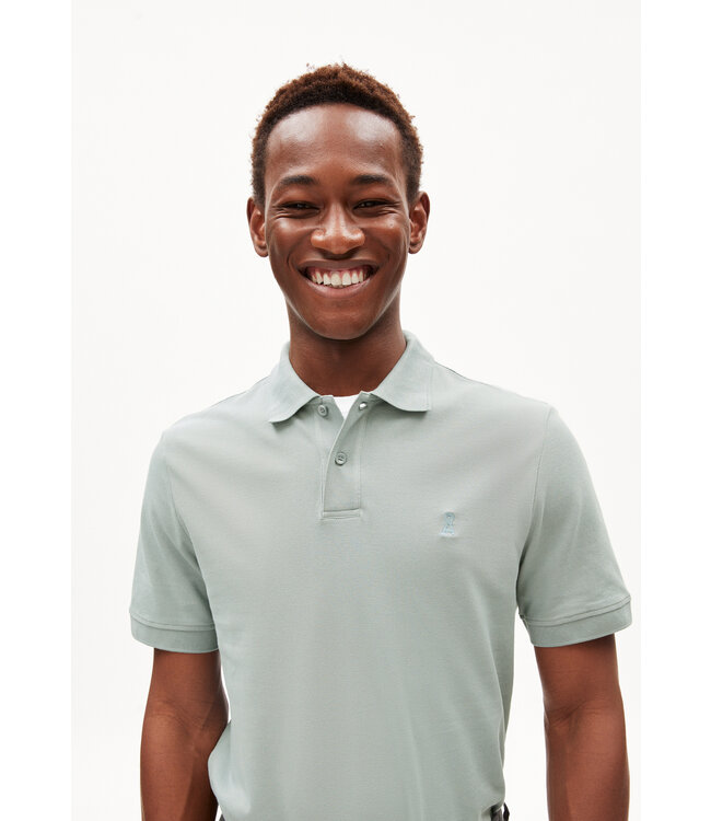 ARMEDANGELS •• FIBRAAS | Polo t-shirt gemaakt van bio katoen