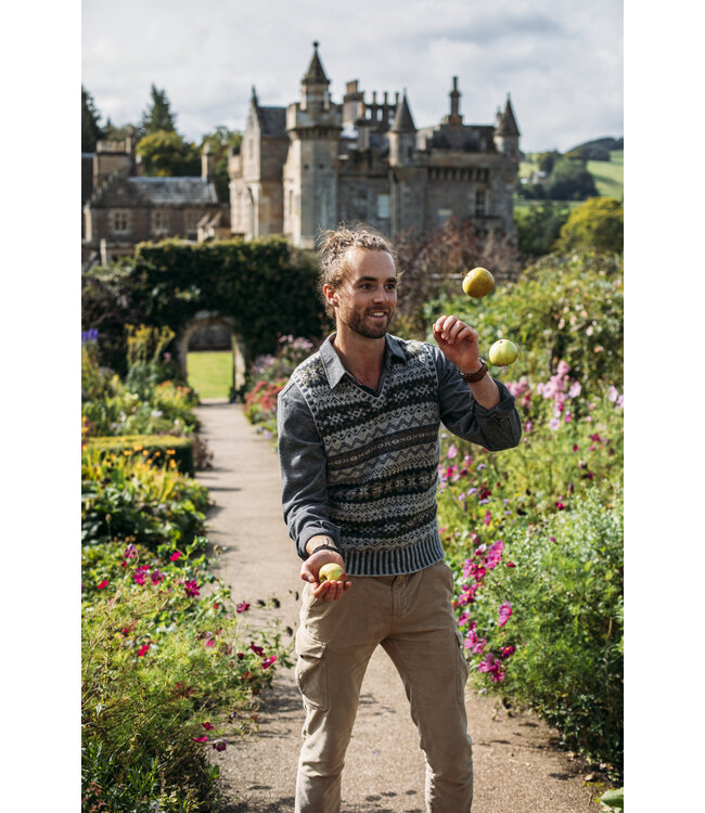 ERIBÉ •• Brodie Vest | Ash