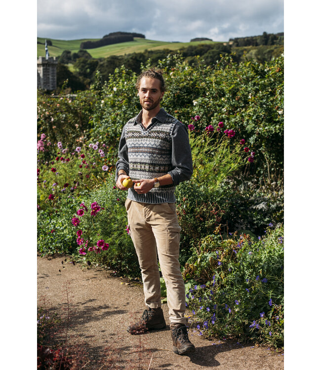 ERIBÉ •• Brodie Vest | Ash