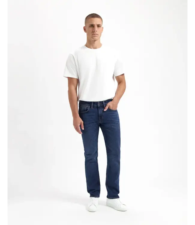 KUYICHI •• Nick Straight | Basic Blue