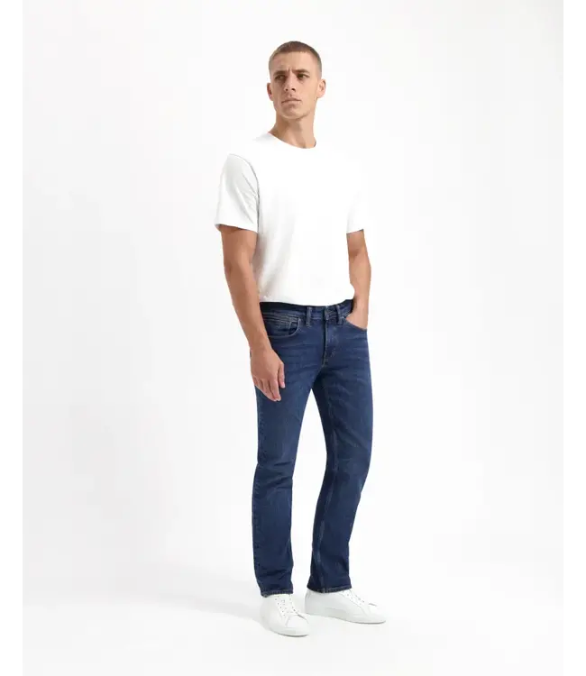 KUYICHI •• Nick Straight | Basic Blue