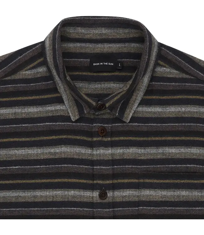 BASK IN THE SUN •• hemd Maiana | brown