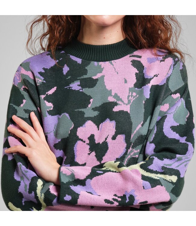 DEDICATED. •• Sweater Limhamn Warped Flowers | Multi Color