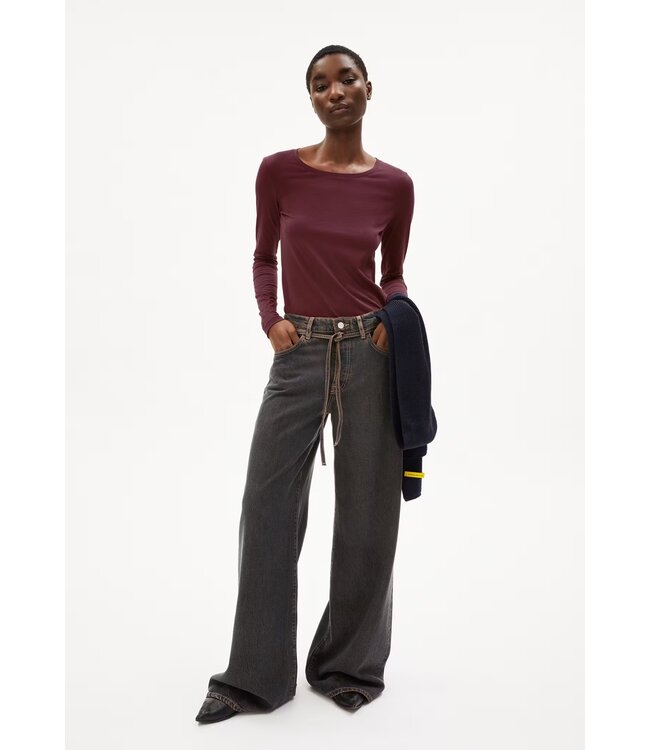 ARMEDANGELS •• ENRICCAA Soft | Longsleeve Slim Fit van biologisch katoen