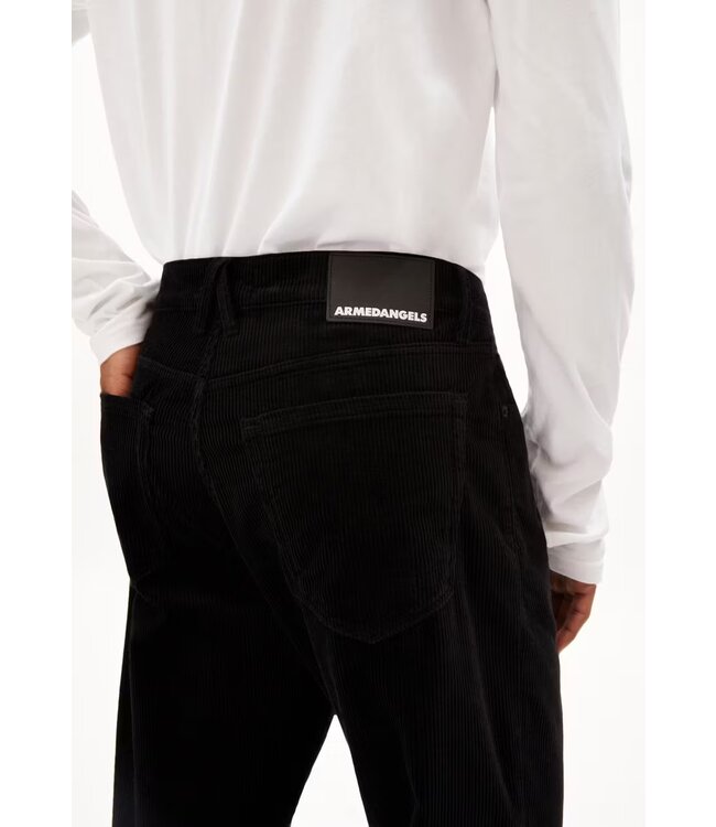 ARMEDANGELS •• MAAKX CORDUROY | Black