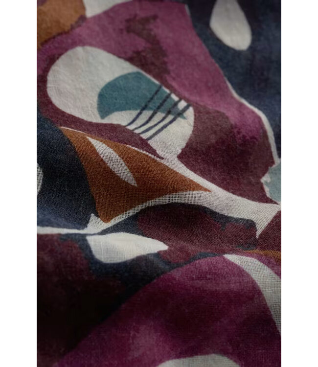 SEASALT CORNWALL •• Pretty Circle Scarf | abstract figures Merlot Chalk