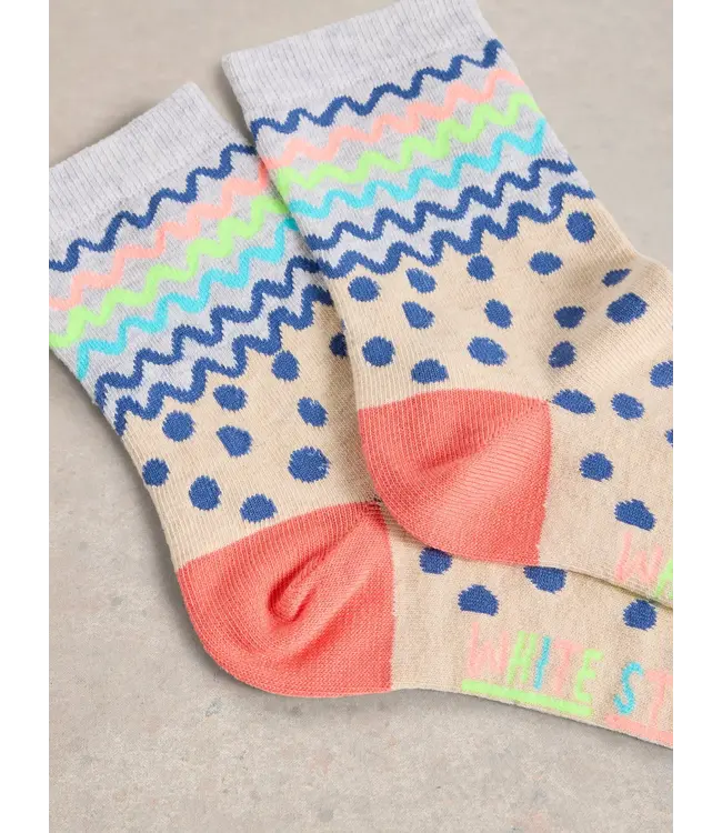 WHITE STUFF •• Sokken Squiggle