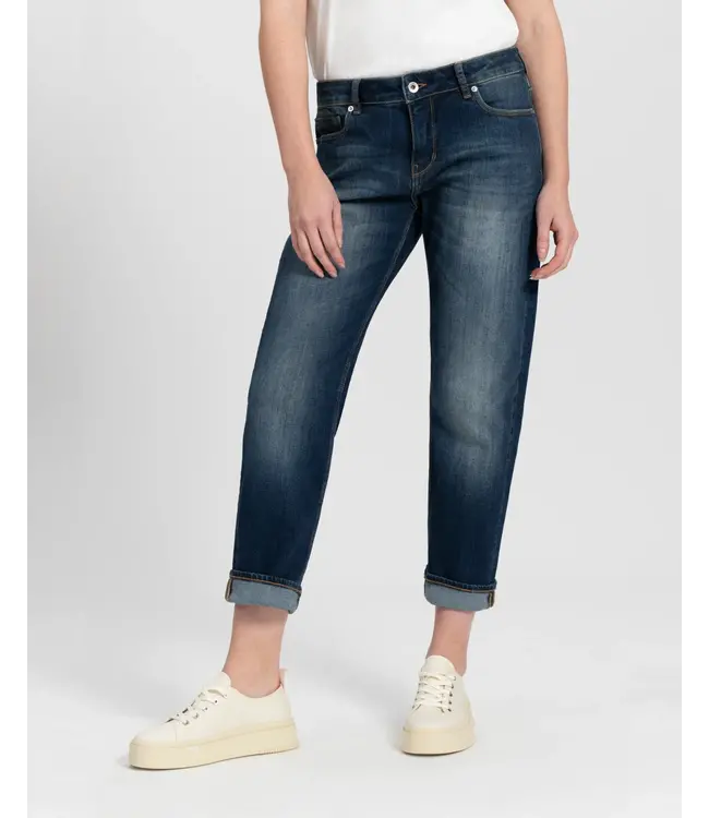 KUYICHI •• JENNA BOYFRIEND | Worn Out Blue