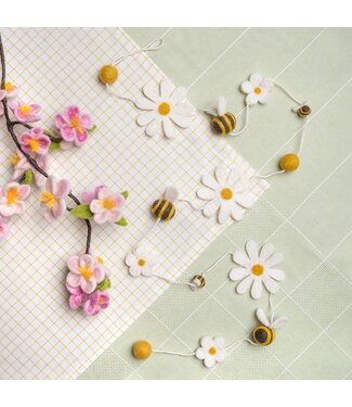 SJAAL MET VERHAAL  •• Viltslinger Bij met Margrietjes