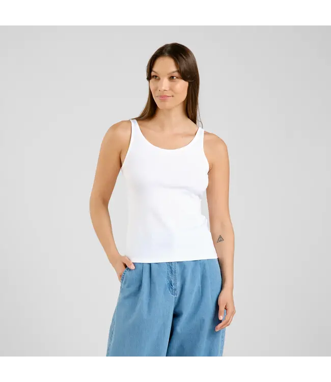 DEDICATED. •• Top Tuna | White