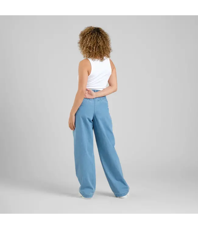 DEDICATED. •• Pants Vickleby Denim | Light Blue