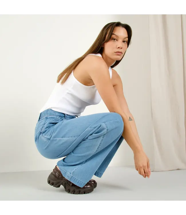 DEDICATED. •• Pants Vickleby Denim | Light Blue