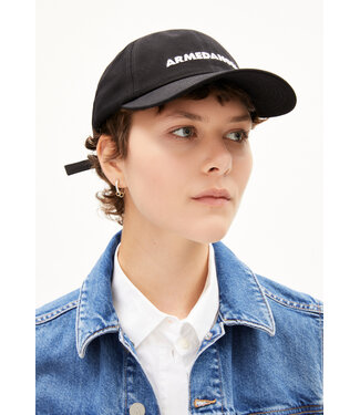 ARMEDANGELS •• Yenaas Word Iconic A | Black
