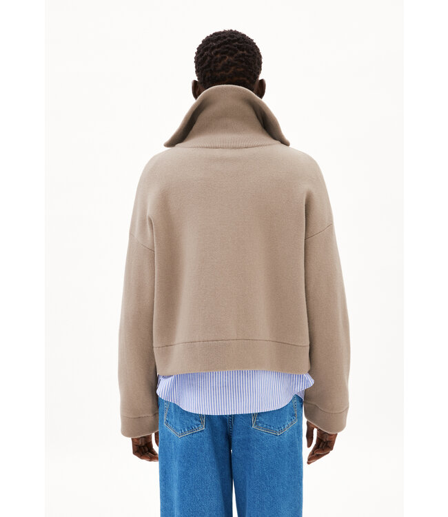 ARMEDANGELS •• JOANIAAS | Shiitake