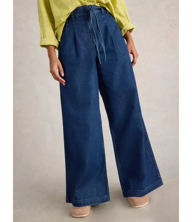 WHITE STUFF •• Sasha Jeans met wijde pijpen | mid blue