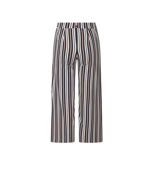 LAURIE •• Donna Loose Jersey Crop | Nautical Stripe