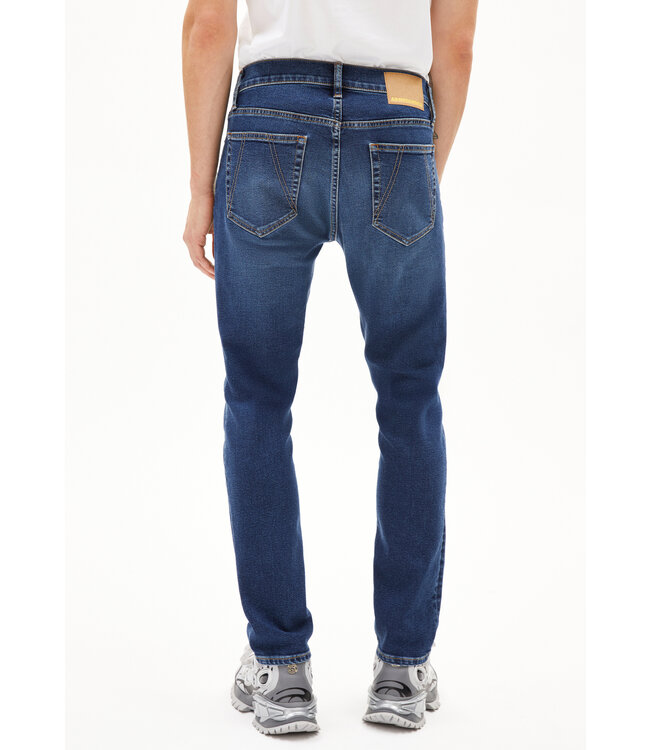 ARMEDANGELS •• Broek IAAN SLIM FIT DENIM IN BIOKATOENMIX