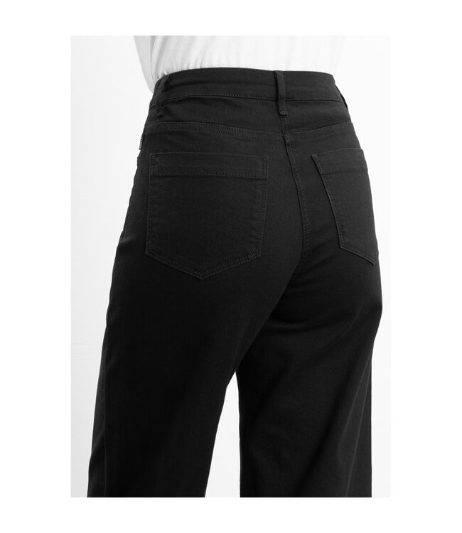 LAURIE •• Carol Loose | Medium Length | Washed Black Denim