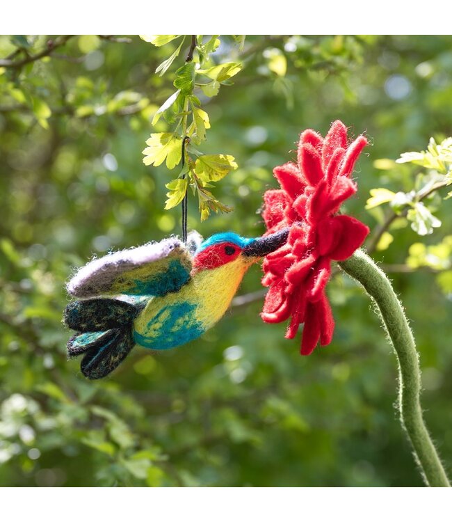 SJAAL MET VERHAAL  •• Kleurrijke kolibrie van vilt