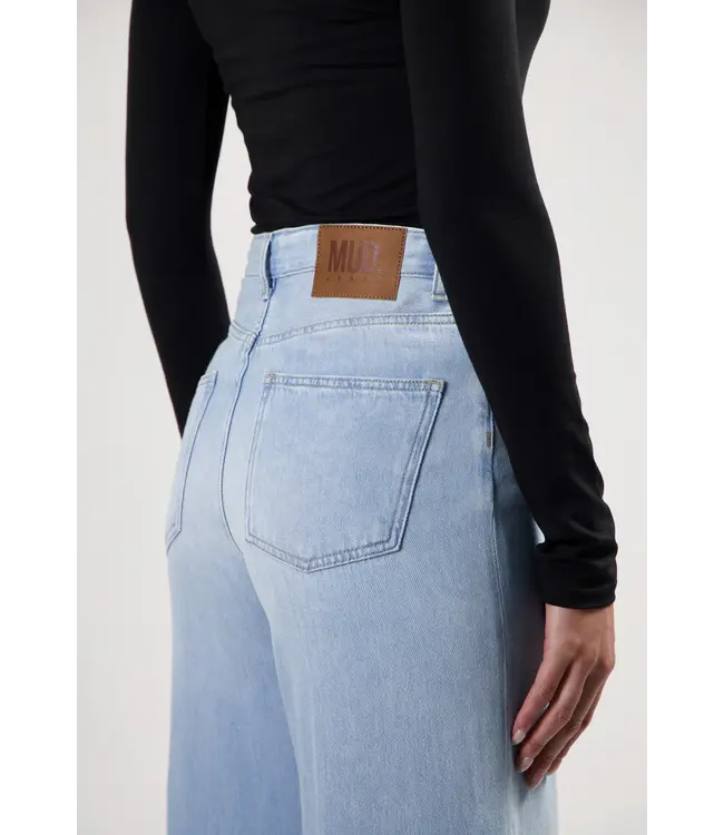 MUD Jeans •• Sara High Loose Flow - Stone Vintage