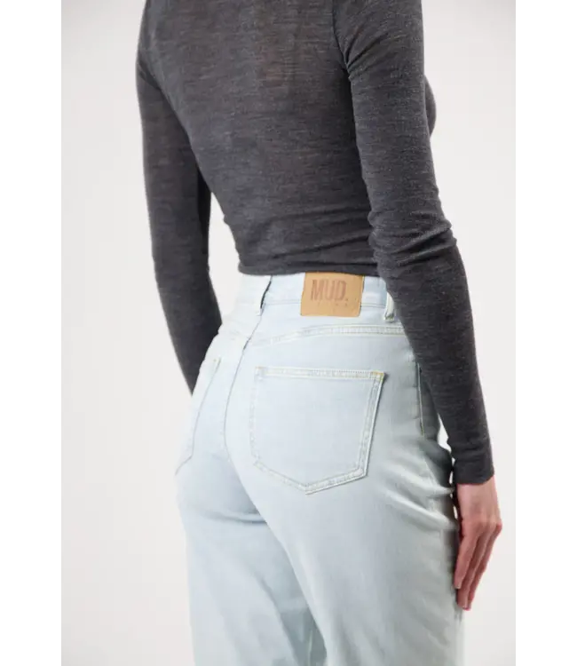 MUD Jeans •• Mams High Tapered - Light Stone
