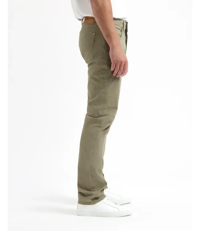 KUYICHI •• Nick Straight | Army Green