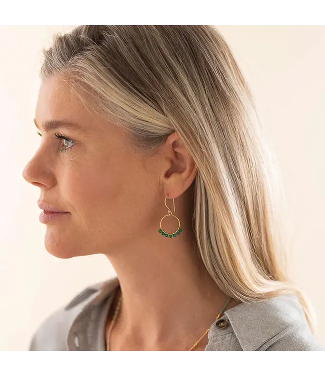 A BEAUTIFUL STORY •• Oorbellen Compassion Aventurine Verguld