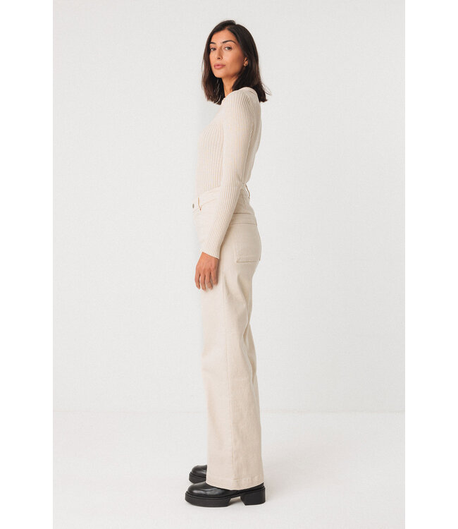 SKFK •• ARIZA-GOTS T-SHIRT | Cream