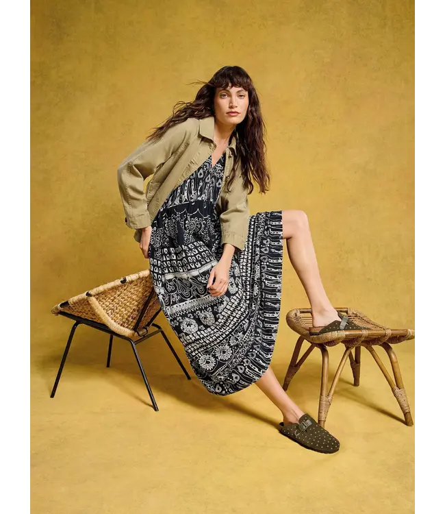 WHITE STUFF •• Lucy Short Sleeve V Neck Midi Dress | NAVY PRINT