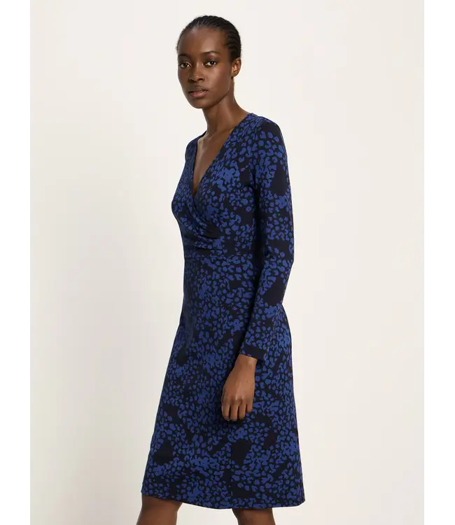 LANIUS •• Jurl in 'Wikkel-look' | print painted animal midnight