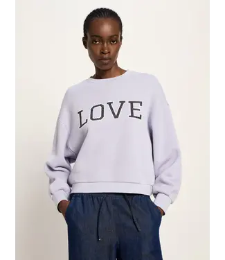 LANIUS •• Statement Sweatshirt | lupine
