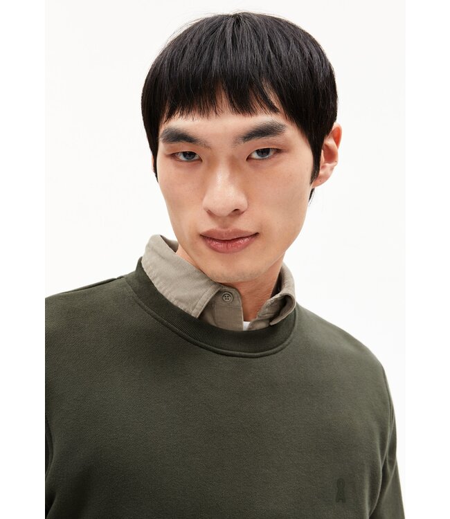 ARMEDANGELS •• BAARO FLEECE SWEATSHIRT | Forest Pine