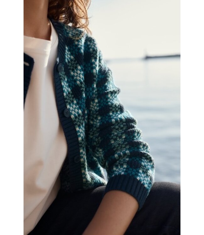 SEASALT CORNWALL •• Vest Kensa | Circlet Maritime Emulsion