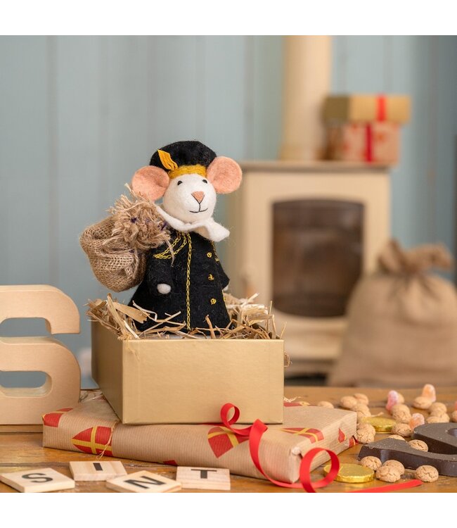 SJAAL MET VERHAAL  •• Decoratie muis |  Pietermuis met zak