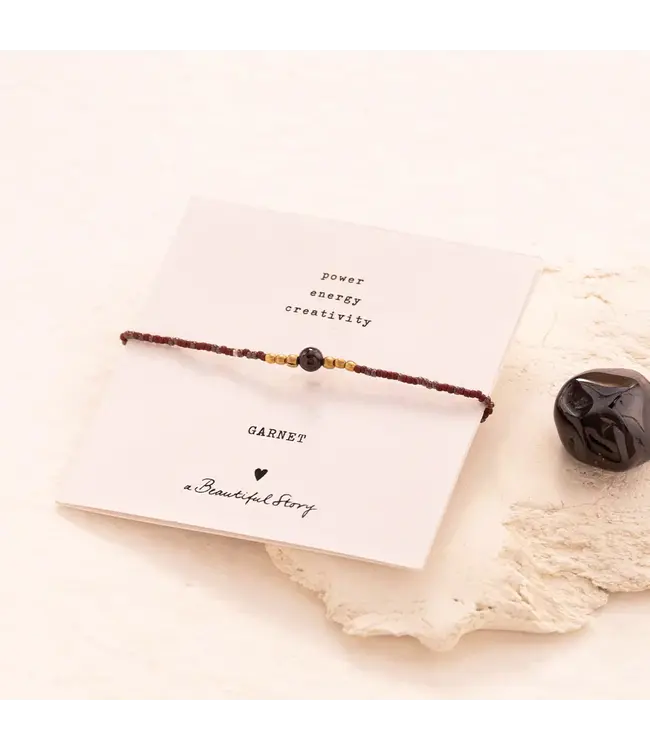 A BEAUTIFUL STORY •• Iris Card Garnet Gold Colored Bracelet