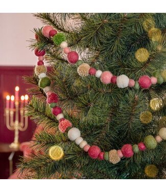SJAAL MET VERHAAL  •• Viltslinger Viltballetjes Pompoms Mistletoe Dreams