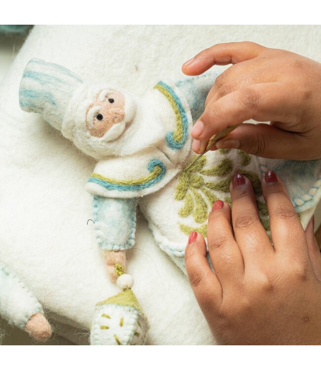 SJAAL MET VERHAAL  •• Decoratie Winterkoning