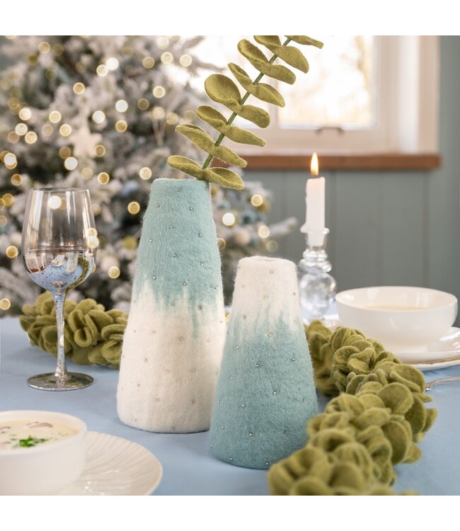 SJAAL MET VERHAAL  •• Vaas Ijsblauw - Wit | Medium