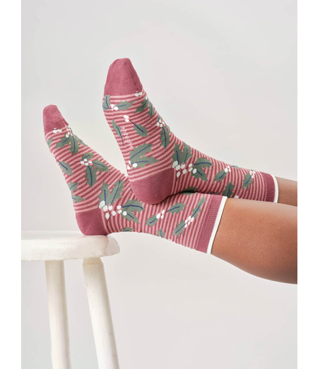 THOUGHT  •• Dames sokken Holly & Berries Stripe | deep rose pink